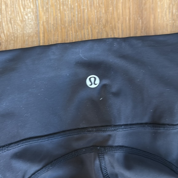 Black High-Waisted Leggings Lulu Lemon Size 6 - Picture 4 of 6